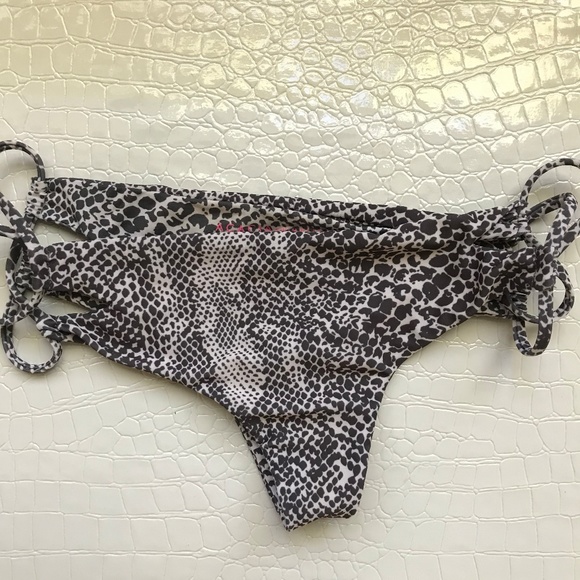 snakeskin bikini bottoms